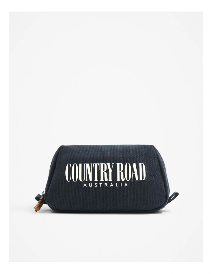 Organically Grown Cotton Heritage Wash Bag in Navy