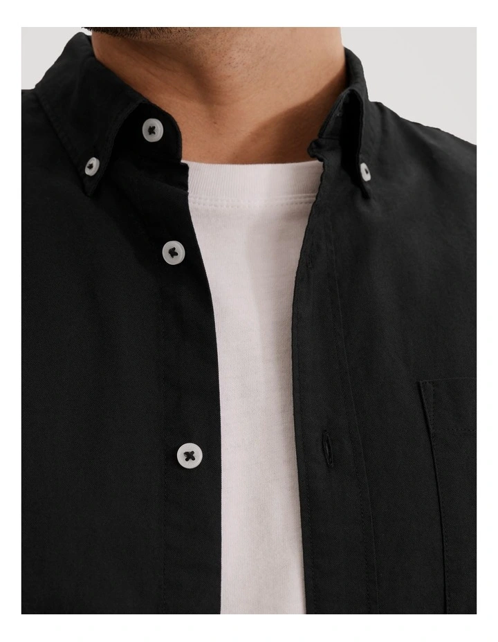 Regular Fit Washed Oxford Shirt in Black