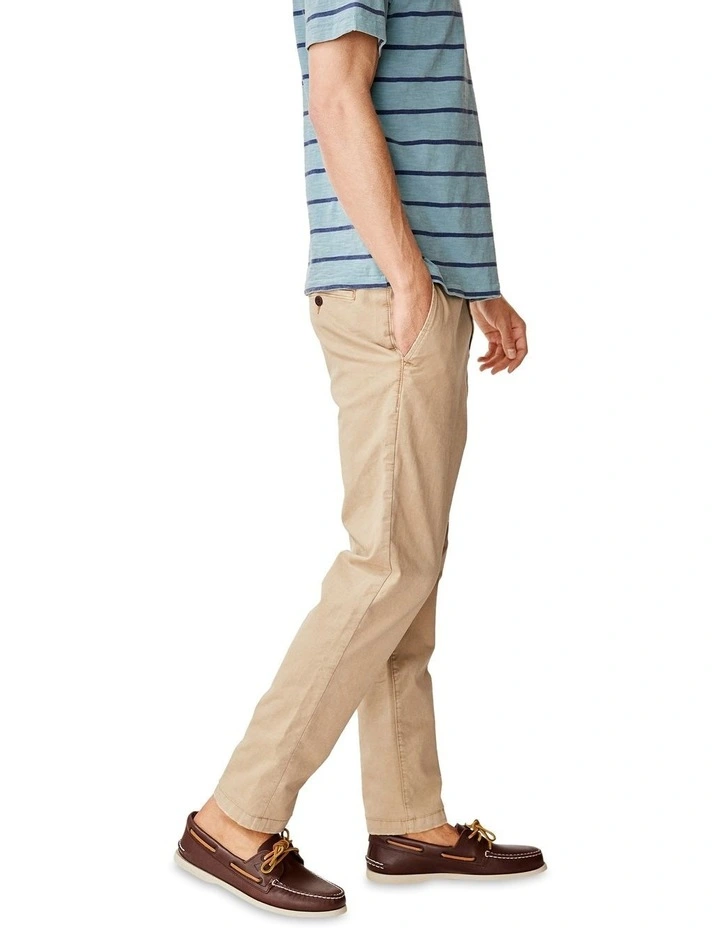 Flex Slim Lived-In Khaki Pant in Light Khaki