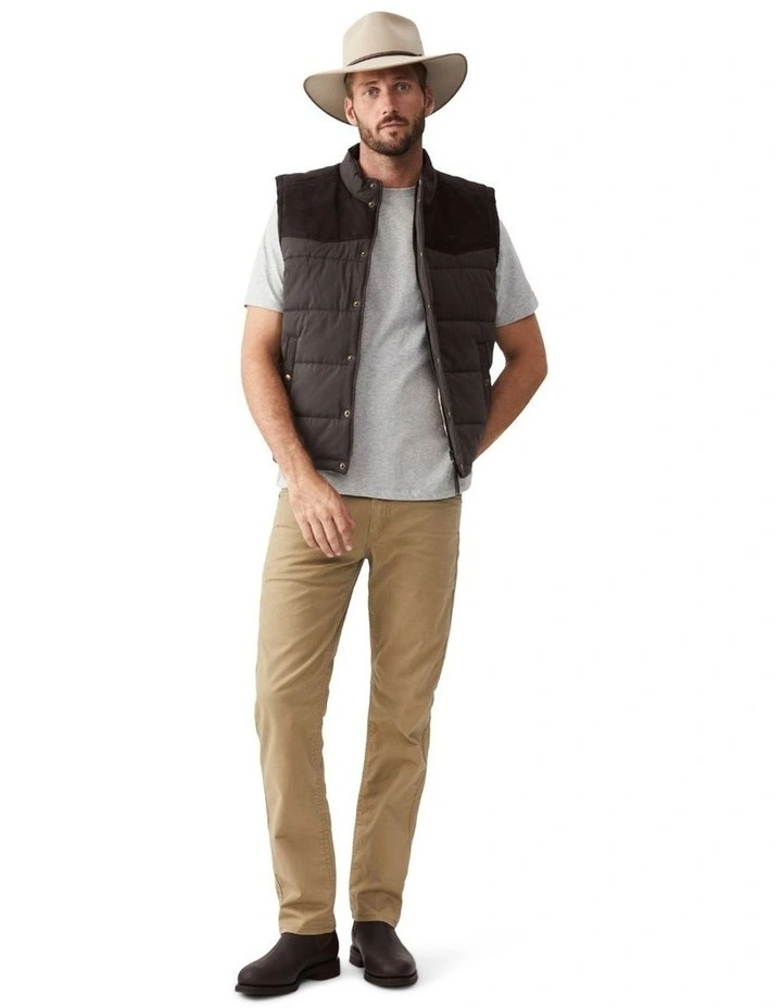 Carnarvon Vest in Chocolate
