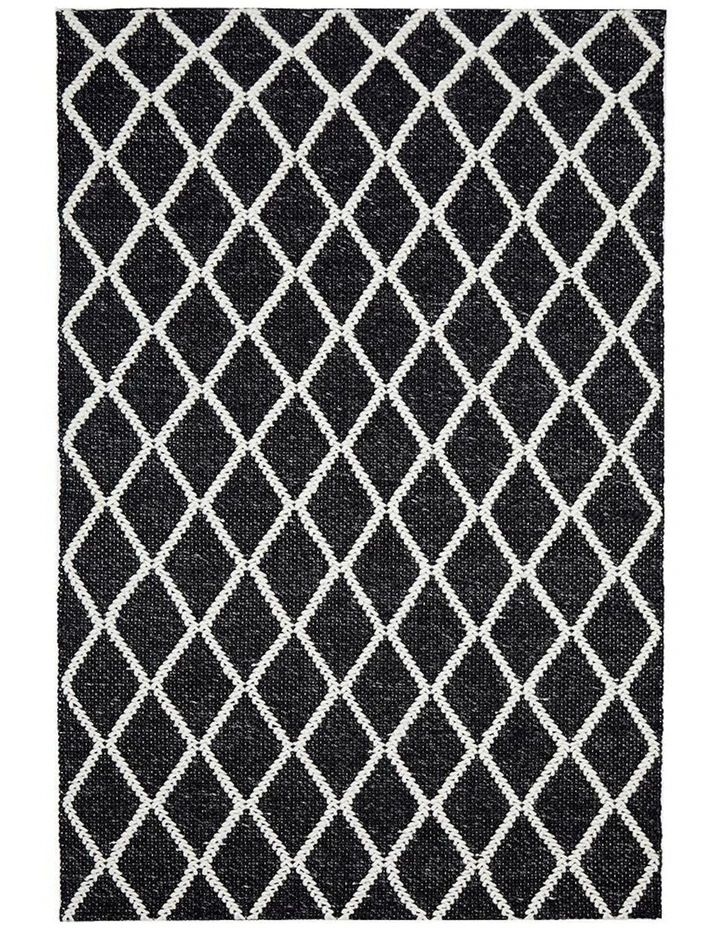 Huxley Rug in Black