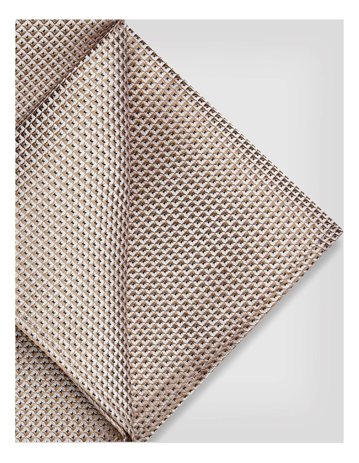 Silk Micro Texture Pocket Square in Fawn