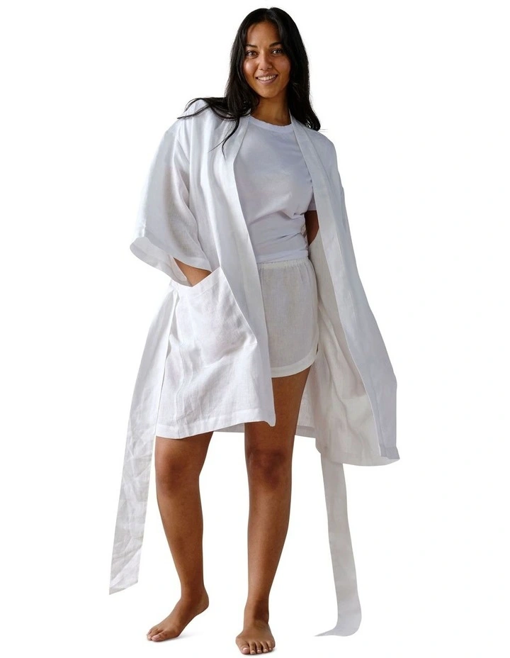 Nimes Short Robe in White