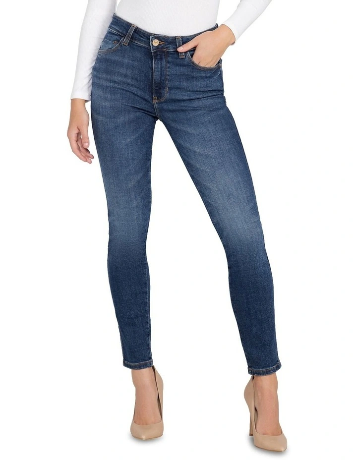 Shape Up Straight Jeans in The Atmosphere