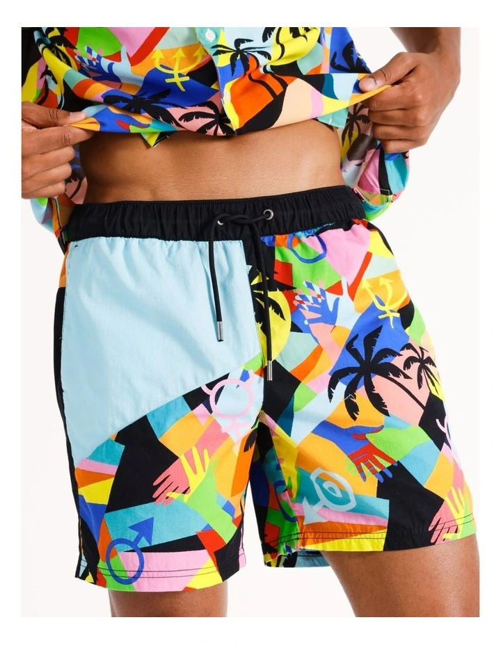 Pride Print Short in Multicolour