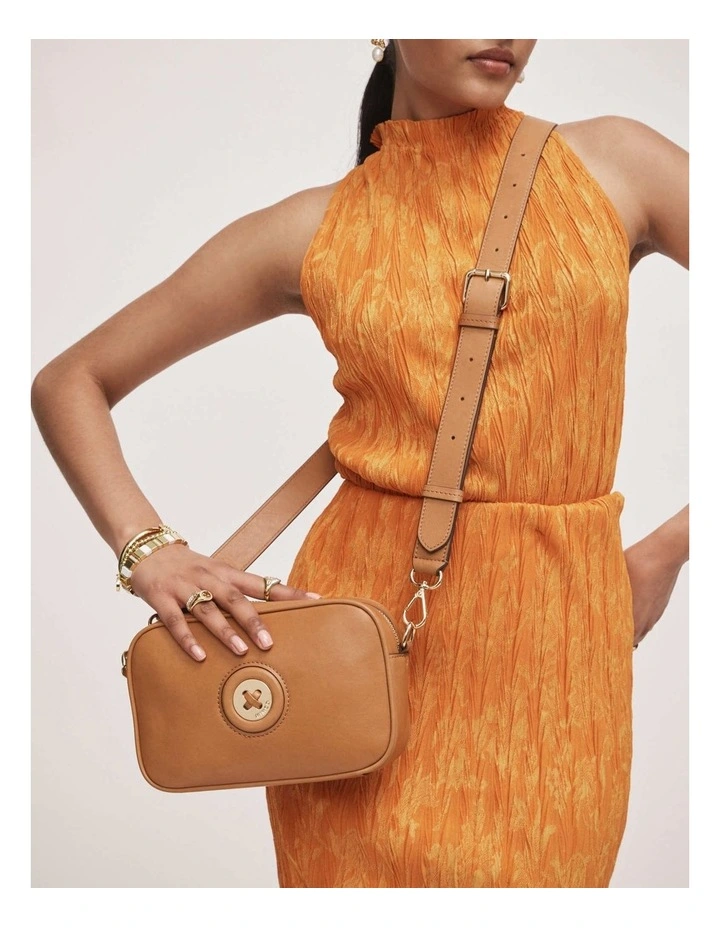 Mim Mazing Crossbody Bag in Caramel