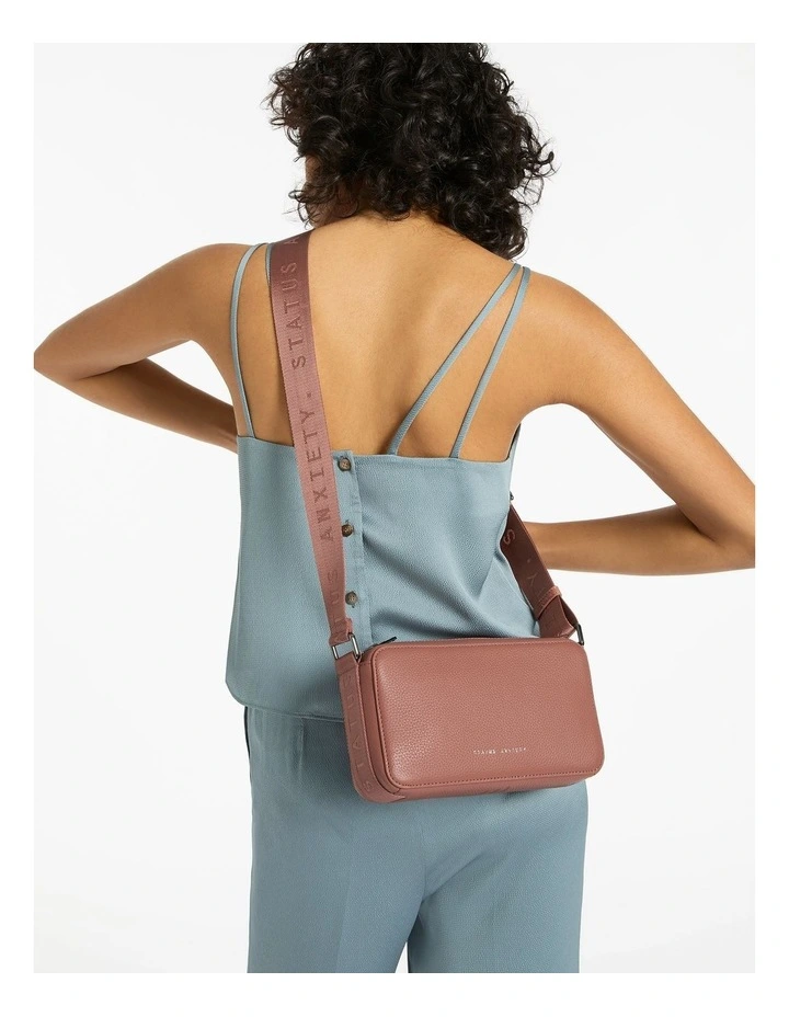 Delirium Web Crossbody Bag in Dusty Rose