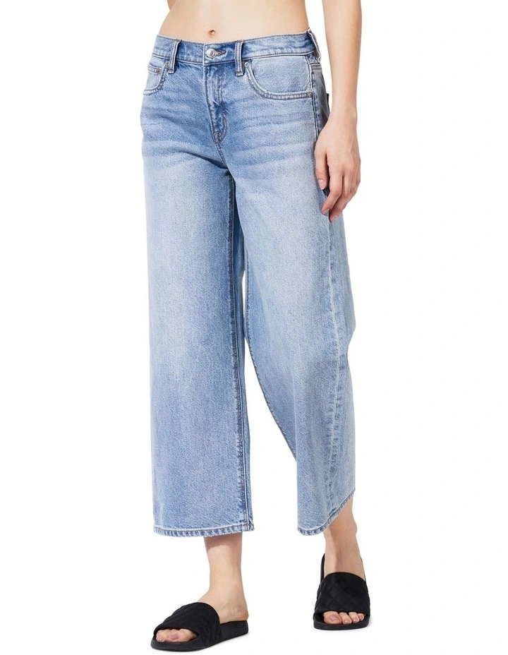 Ripped '90s Wide Leg Crop Jean in Light Wash