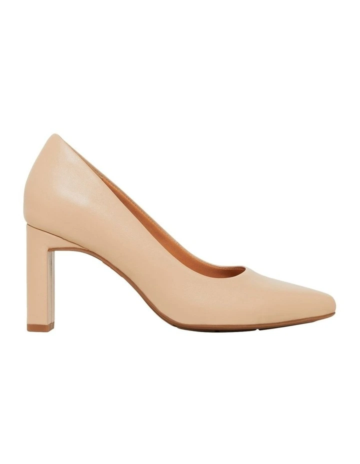 Isabella Heeled Shoe in Nude