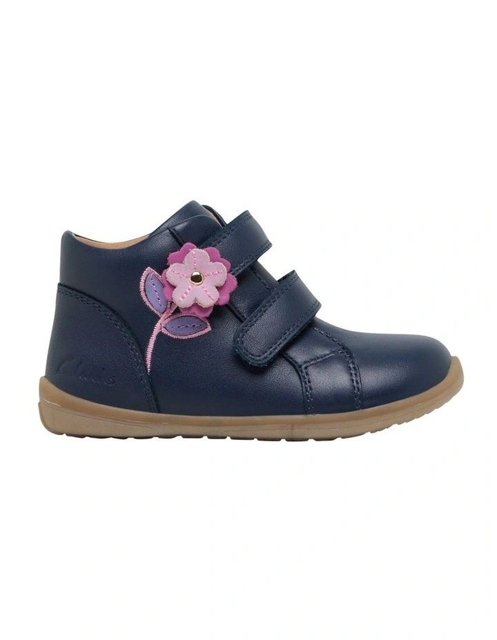 Manuela Boots in Navy