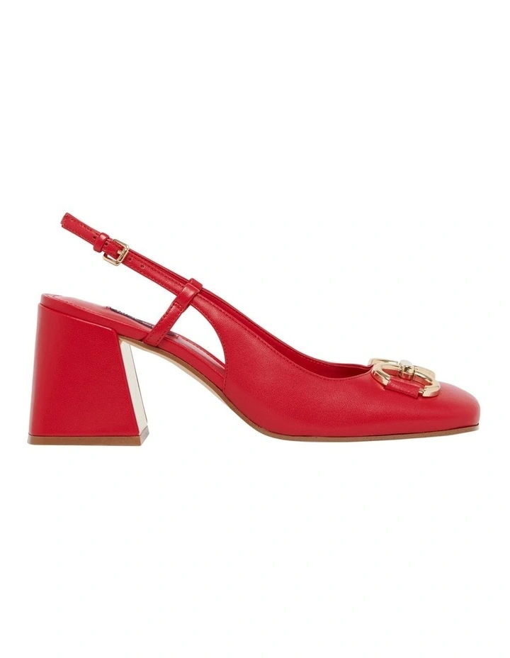 Cast Pump in Red