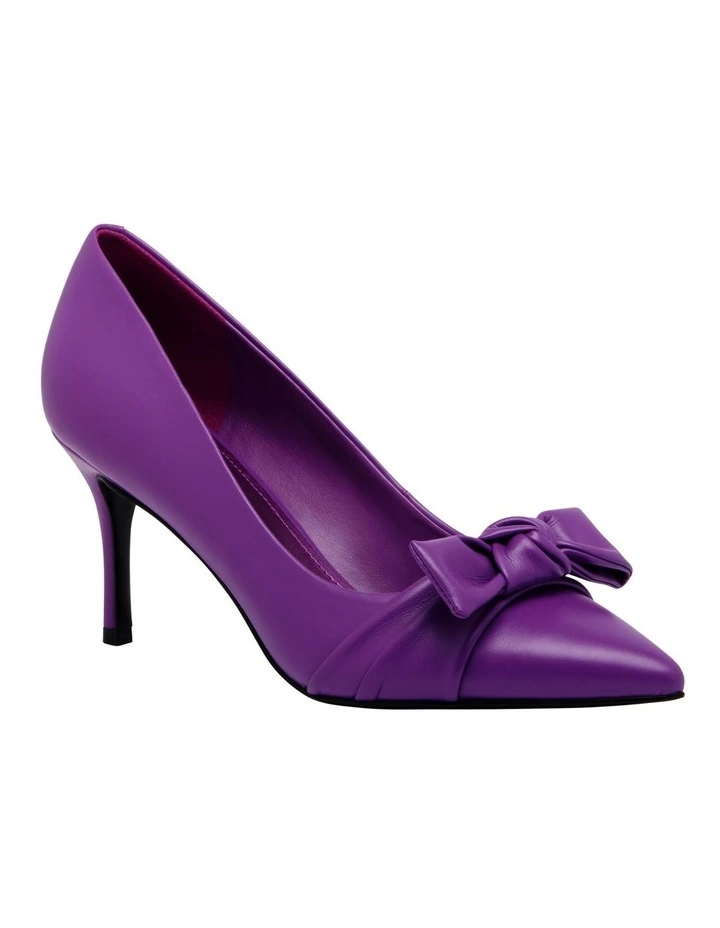 Mowy Pump in Purple