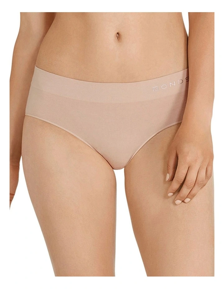 Seamless Midi Brief in Beige