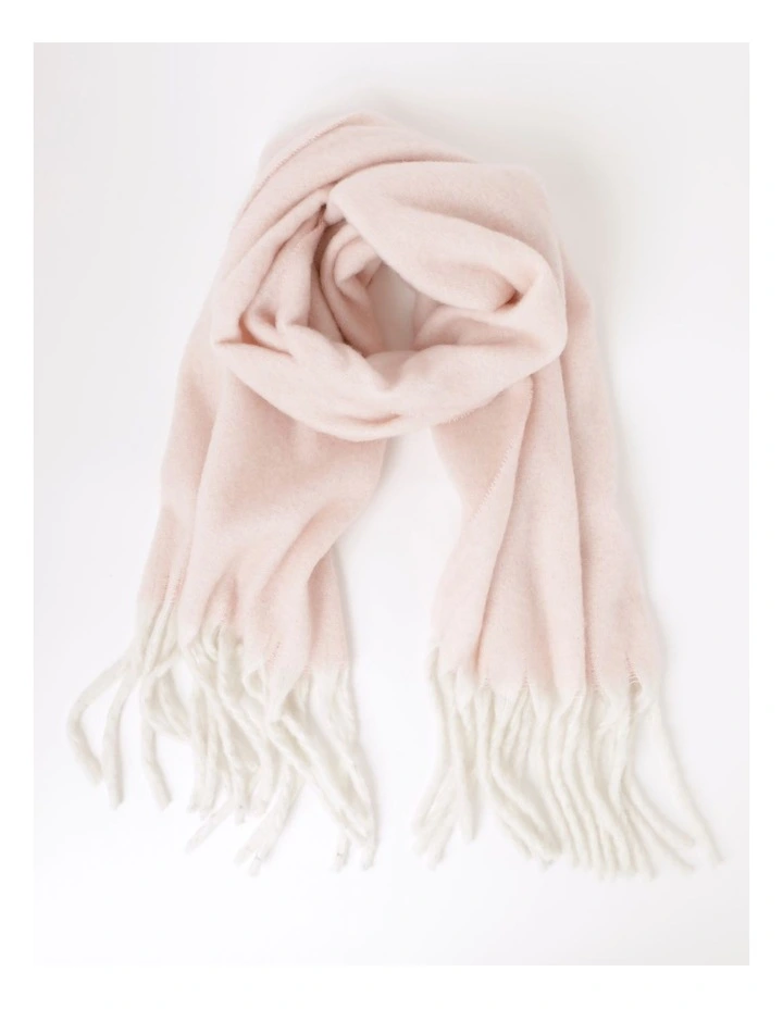 Chunky Tassel Winter Scarf in Blush