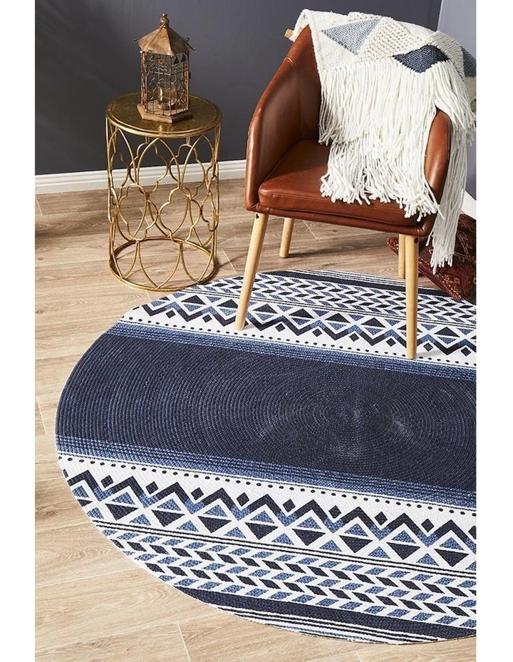 Lunar Printed Rug 422 in Navy