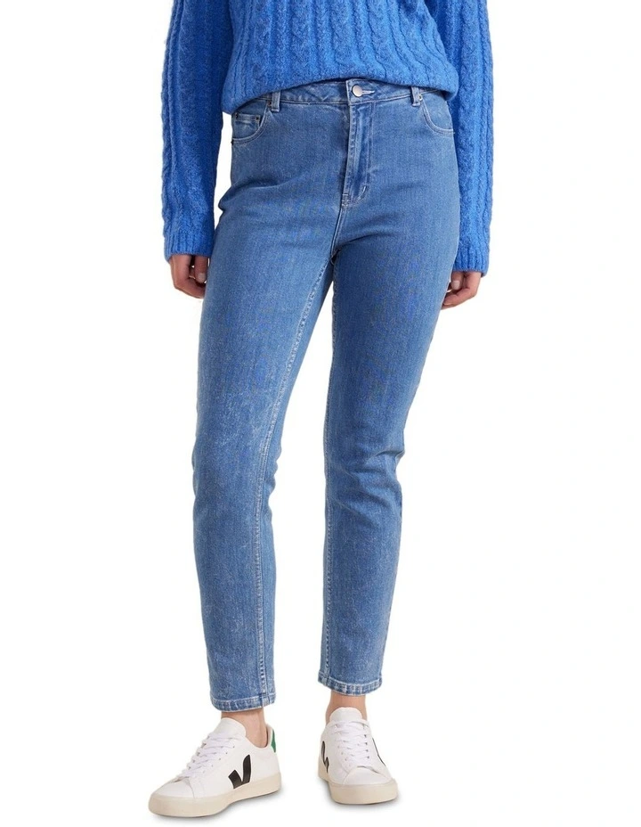 Slim Leg Jean in Denim Blue