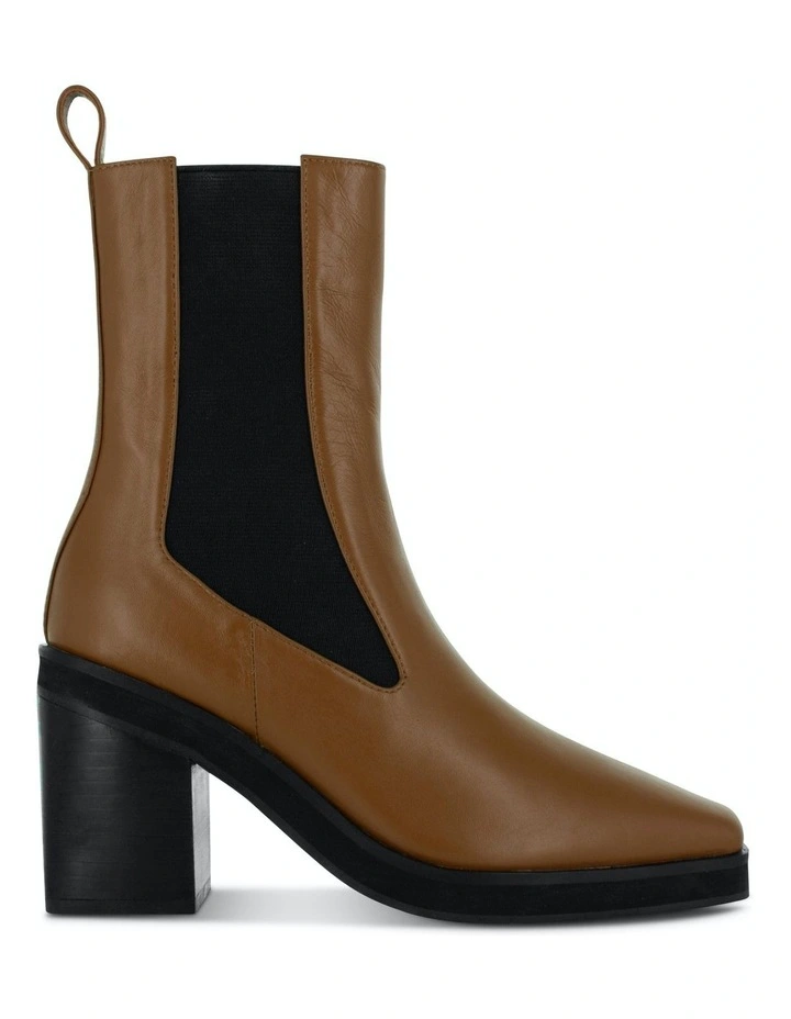 Winnie Heeled Boots in Brown