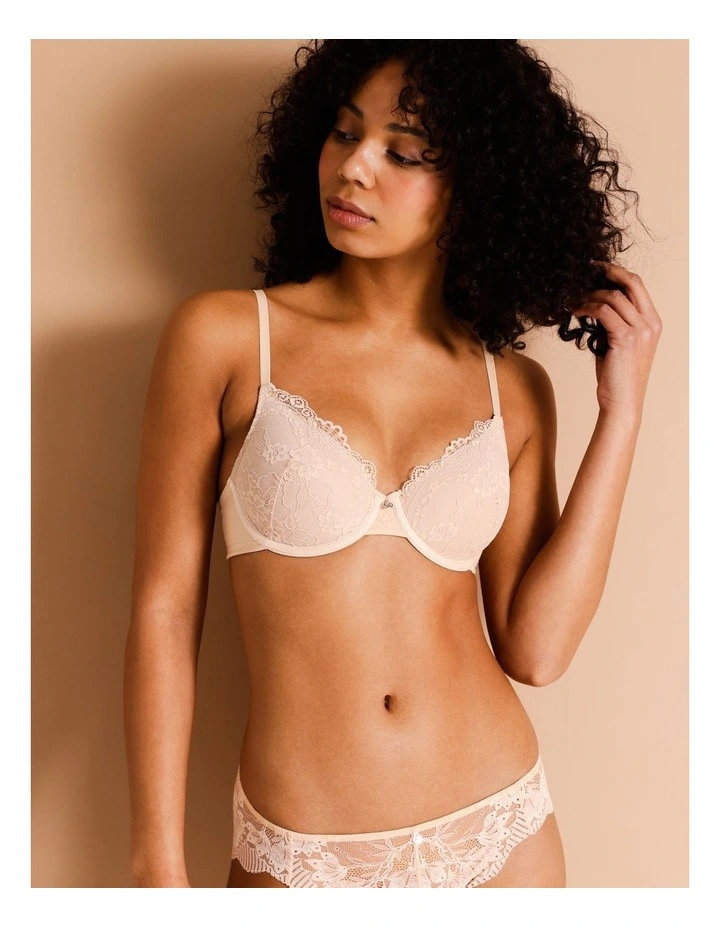 Pure Comfort Lace Plunge Bra in Beige