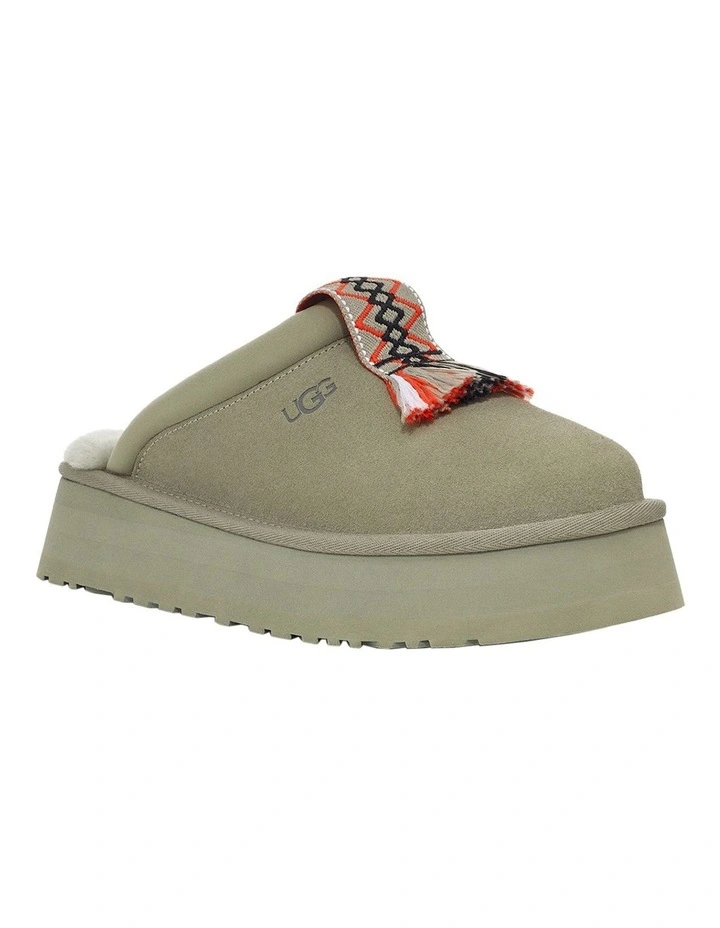 W Tazzle Shoes in Shaded Clover