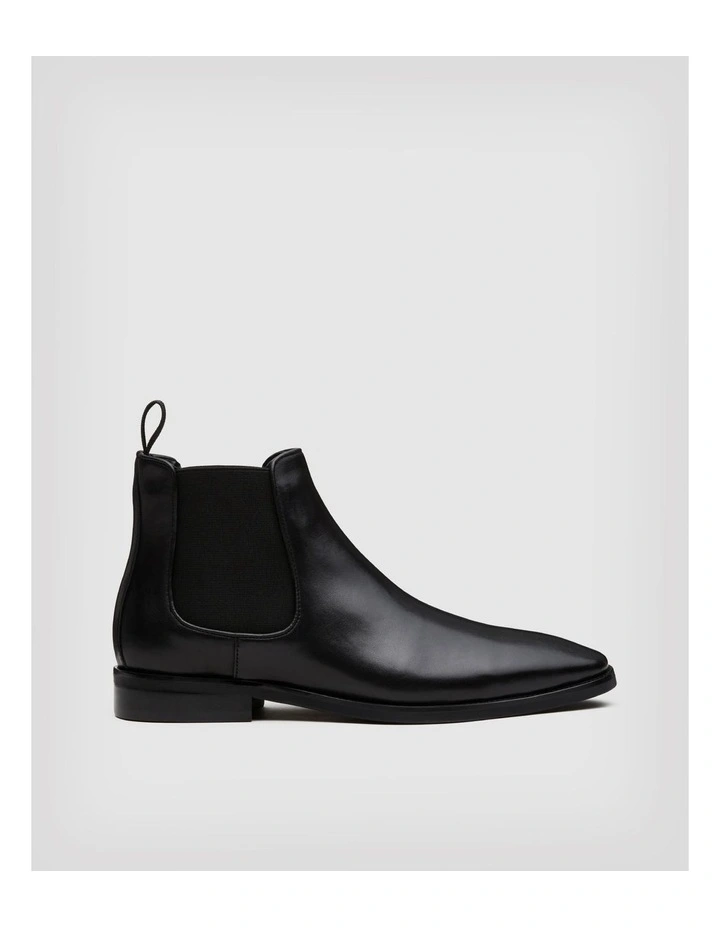 Leather Chelsea Boot in Black