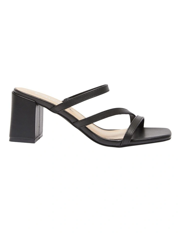 Geisha Smooth Sandals In Black