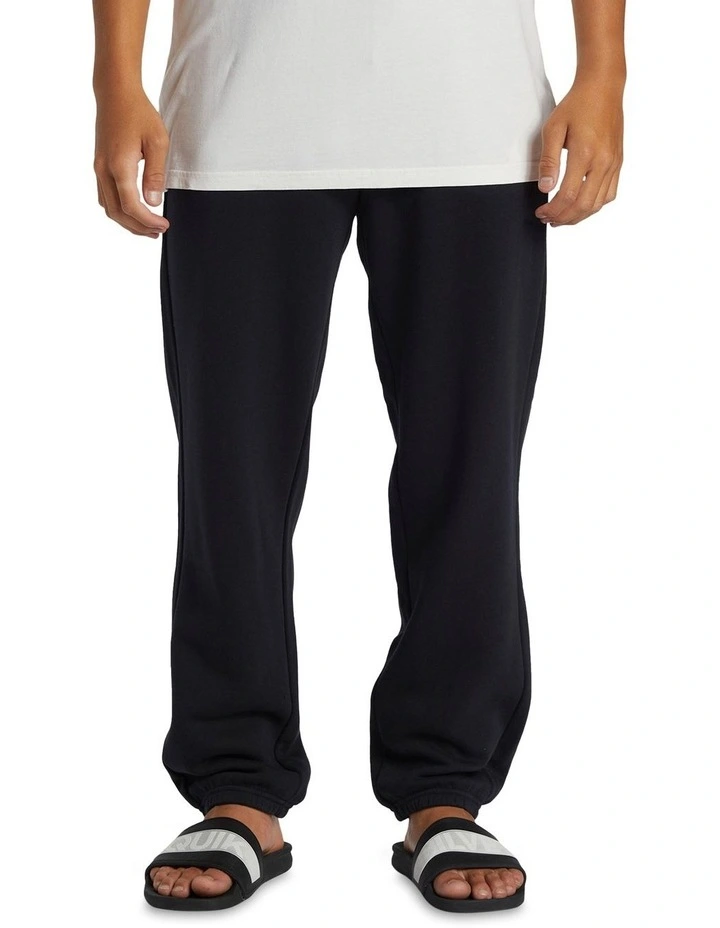 Easy Day Fleece Jogger in Black