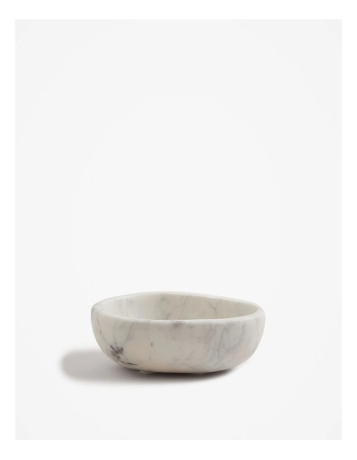 Hast Small Bowl in Snow