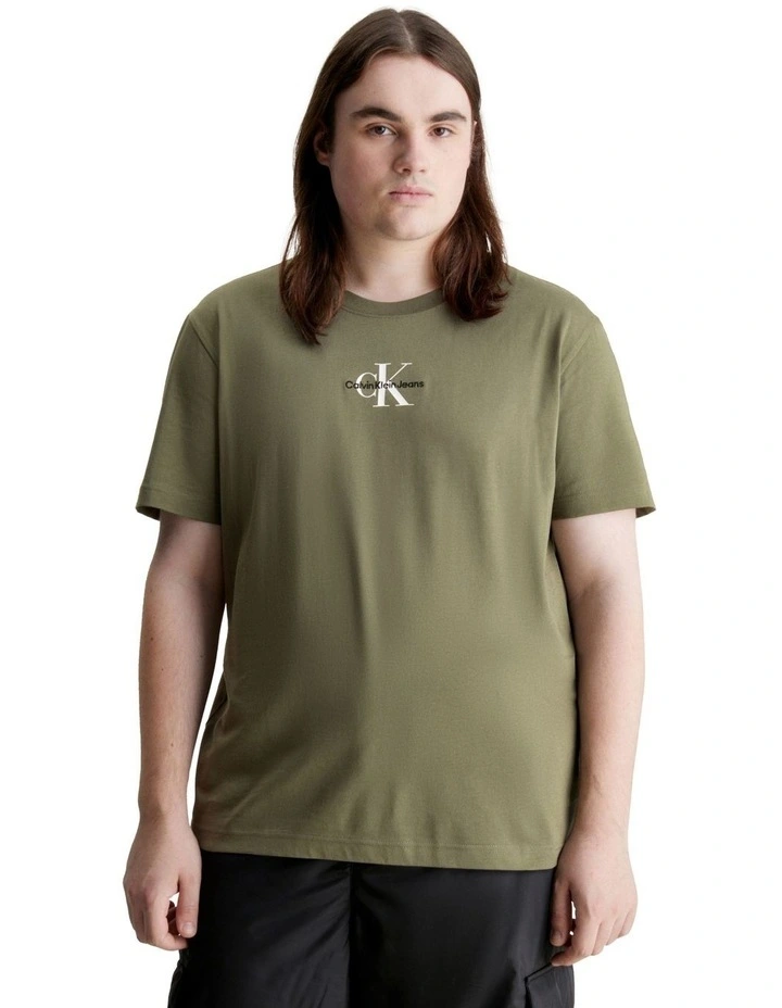Monologo Regular Tee in Dusty Olive