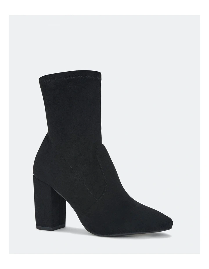 Kellan Boot in Black