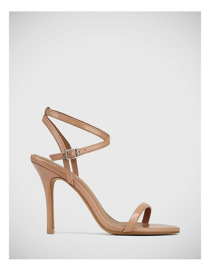 Roseta Patent Leather Sandal in Tan