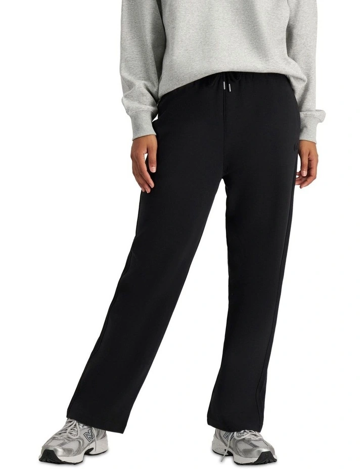 Rochester Tech Straight Leg Pant in Black
