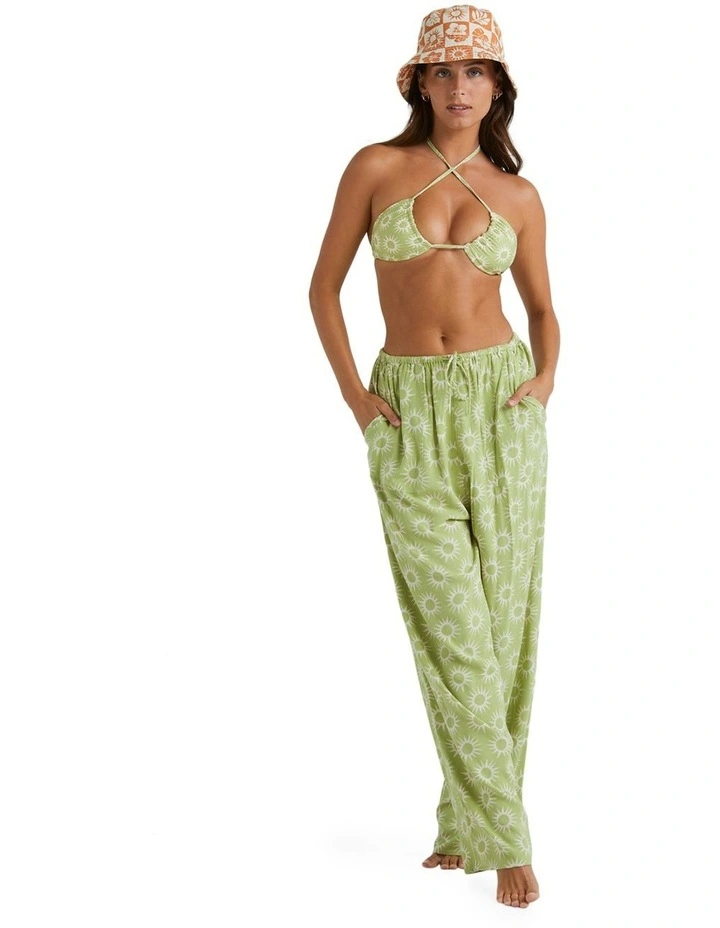 Sun Lovers Beach Pants in Palm Green