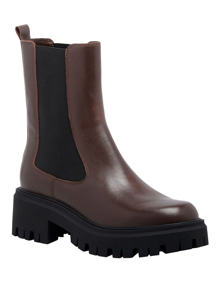 Rives Ankle Boot in Brown