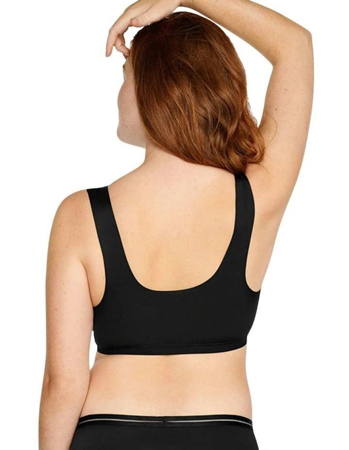 Wellness Padded Wirefree Front Close Bra in Black