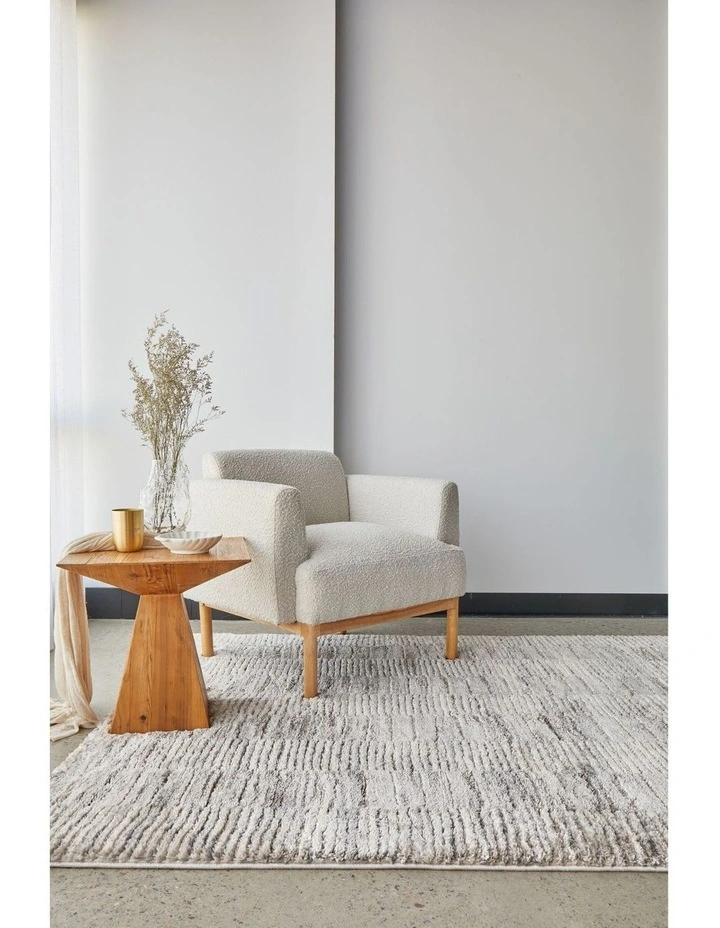 Himali Fin Steel Rug in Silver