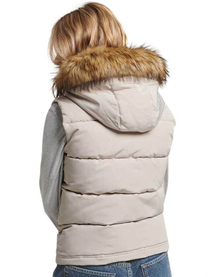 Everest Faux Fur Puffer Gilet in Chateau Grey