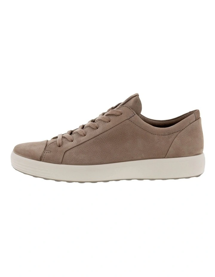 Soft 7 Shoes in Beige