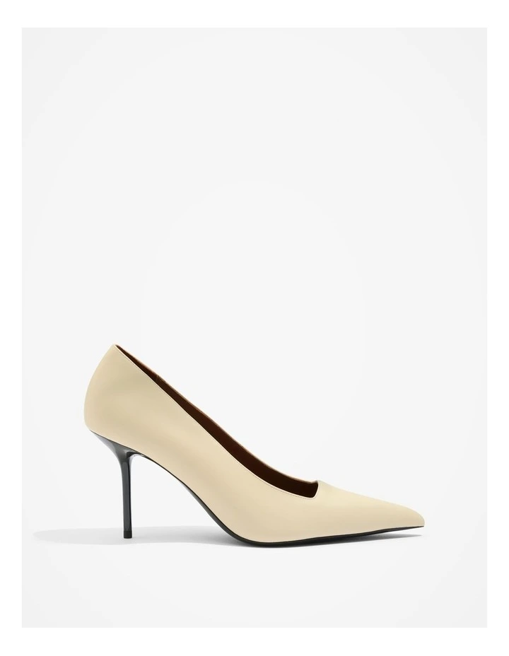 Phoebe Heel in Cream