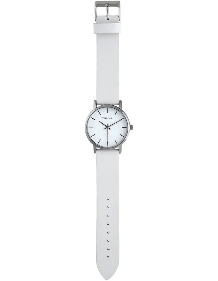 Small Classic Watch in Silver