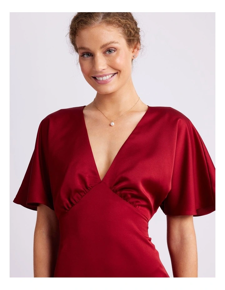 Montreal Sleeved Dress in Red