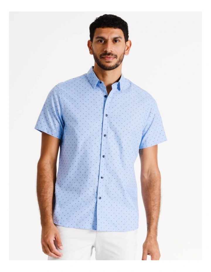 Malakai Geo Print Short Sleeve Relaxed Shirt in Blue