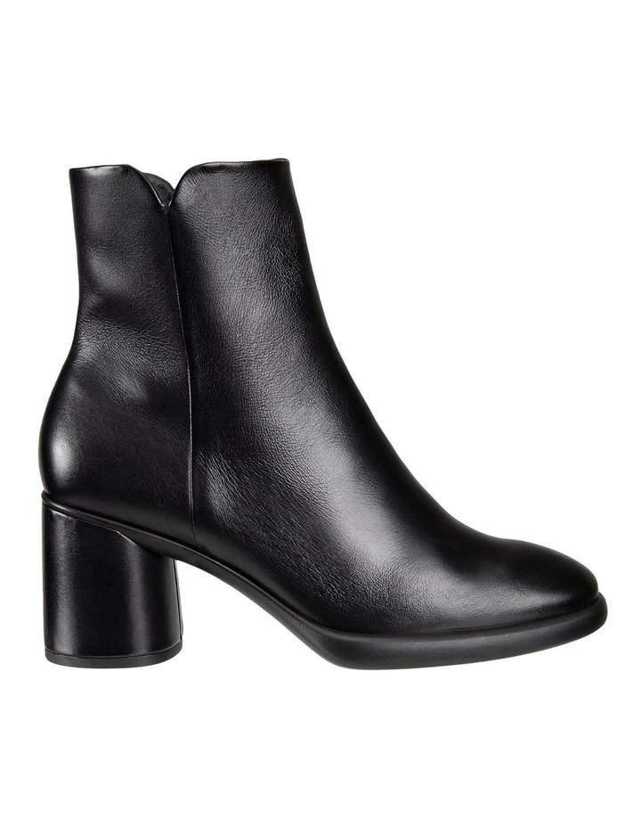 Sculpted LX 55 Boot in Black