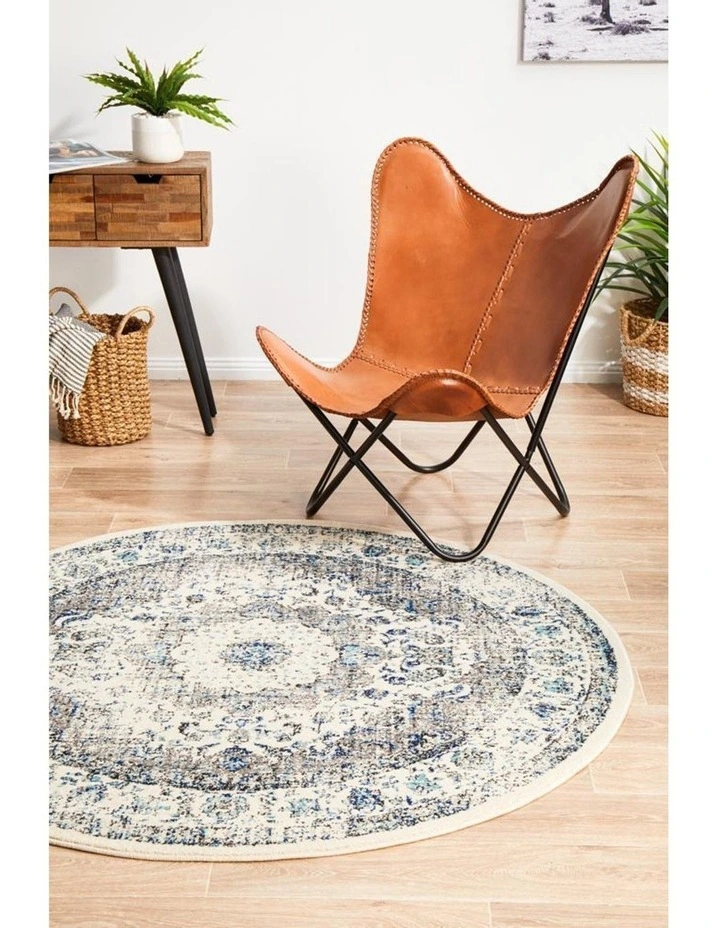 Evoke Mist White Transitional Round Rug