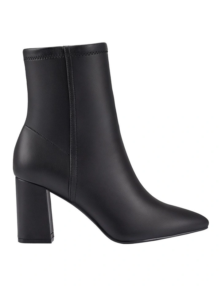 Max Stretch Ankle Boots in Black
