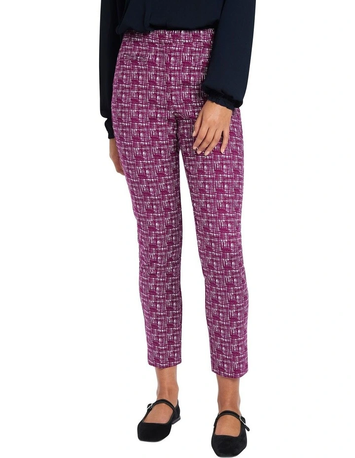 Chalk And Roll Pant in Plum