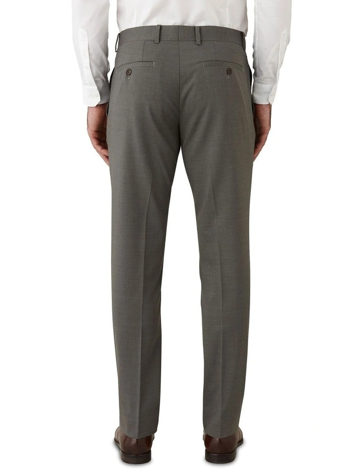 Caper Slim Fit Trouser in Olive