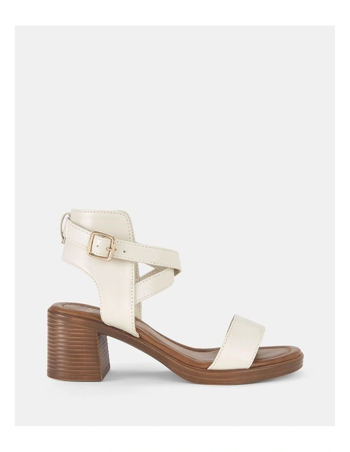 Unforgettable Heels in Cream