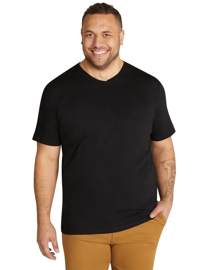 Essential V Neck Tee in Black