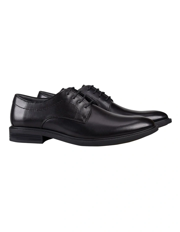 Wait Lace Up Shoes in Black