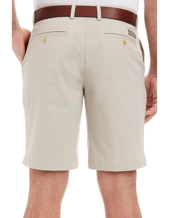 Comfort Stretch Twill Shorts in Stone